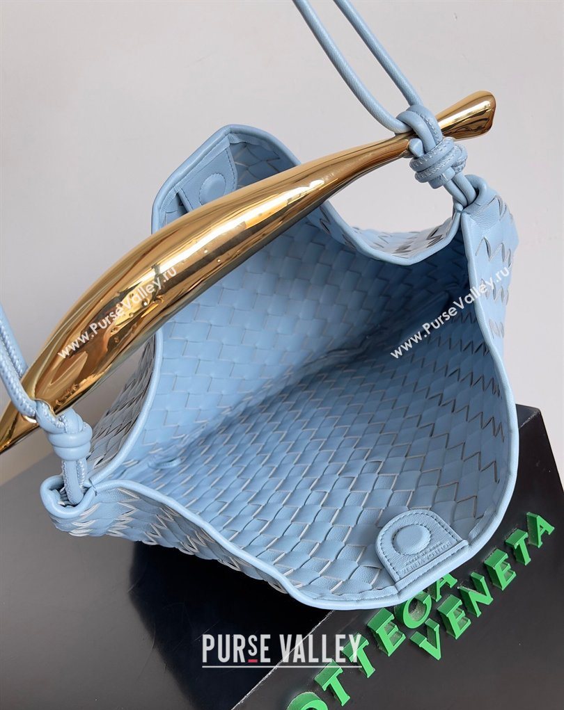 Bottega Veneta Large Sardine Bag with Strap in Intrecciato Leather Light Blue 2026 754988 (YX-260402027)