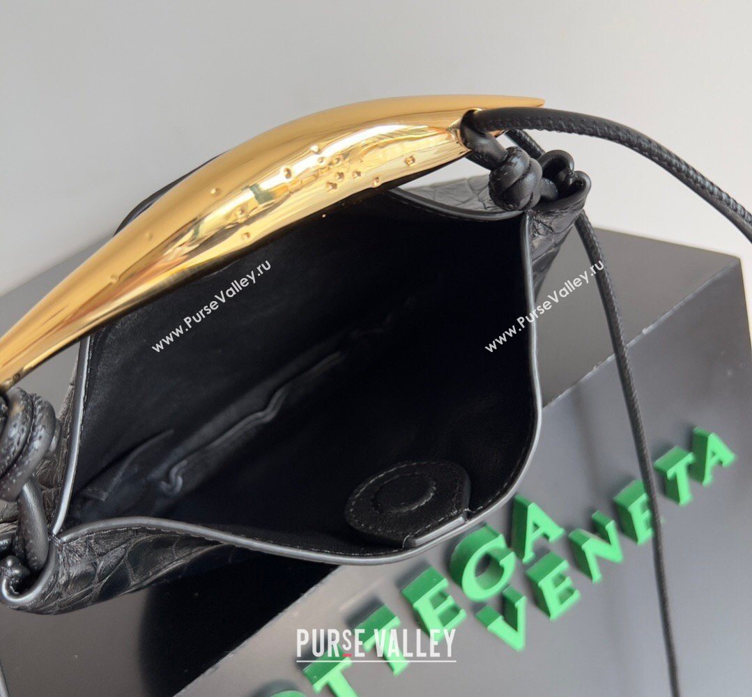 Bottega Veneta Mini Sardine Bag in Crocodile Embossed Leather Black 2026 744267 (YX-260402003)