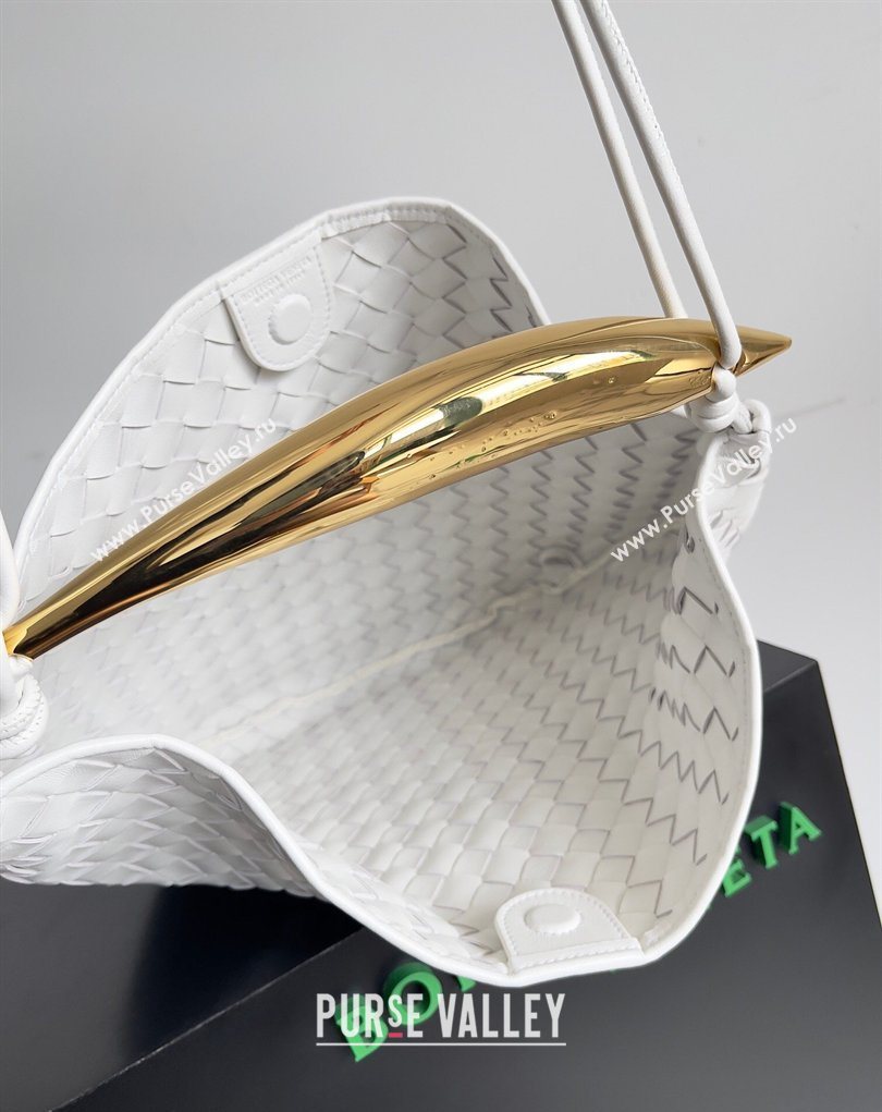 Bottega Veneta Large Sardine Bag with Strap in Intrecciato Leather White 2026 754988 (YX-260402030)