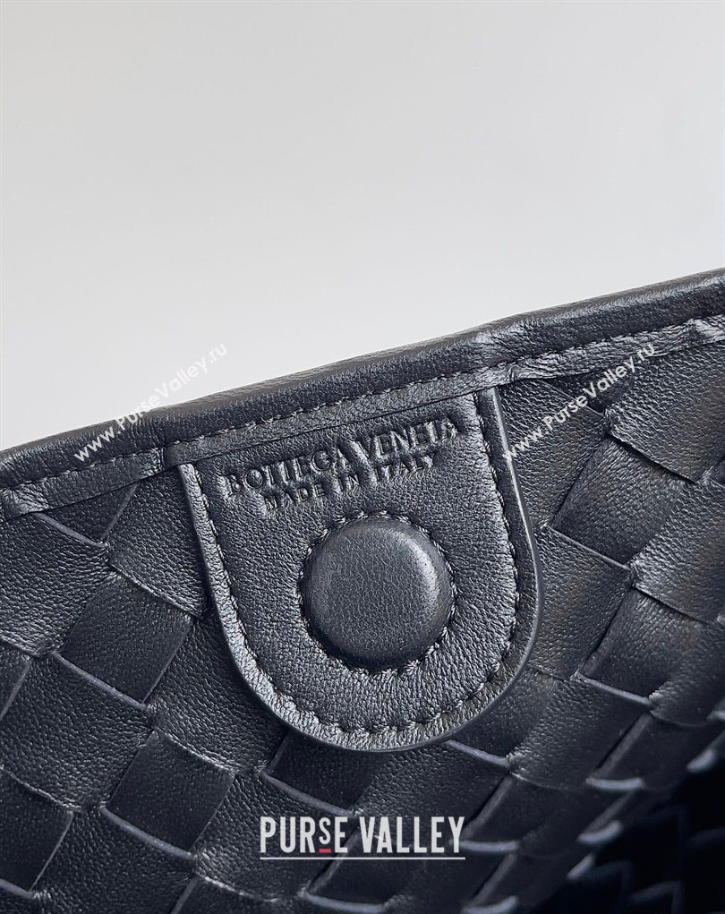 Bottega Veneta Large Sardine Bag with Strap in Intrecciato Leather Black 2026 754988 (YX-260402032)