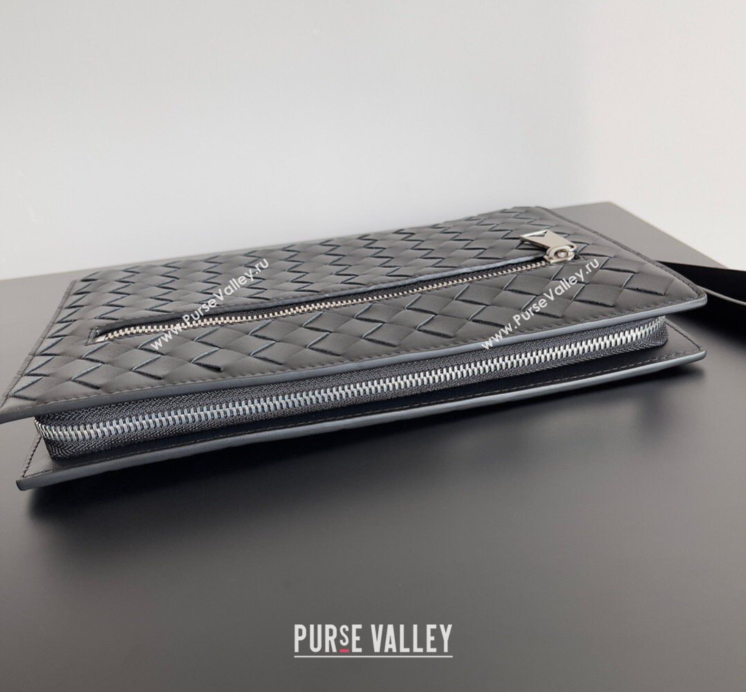 Bottega Veneta Mens Small Intrecciato Leather Document Case With Wristlet Black 2026 693675 (YX-260402093)