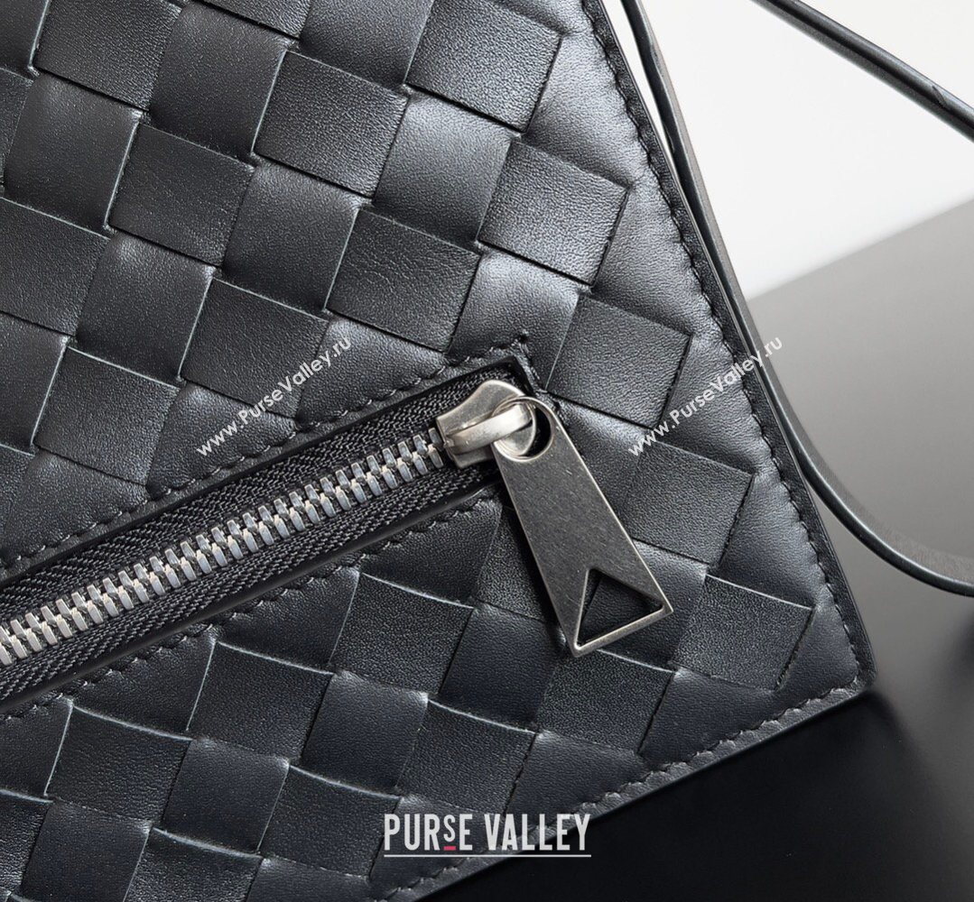 Bottega Veneta Mens Small Intrecciato Leather Document Case With Wristlet Black 2026 693675 (YX-260402093)