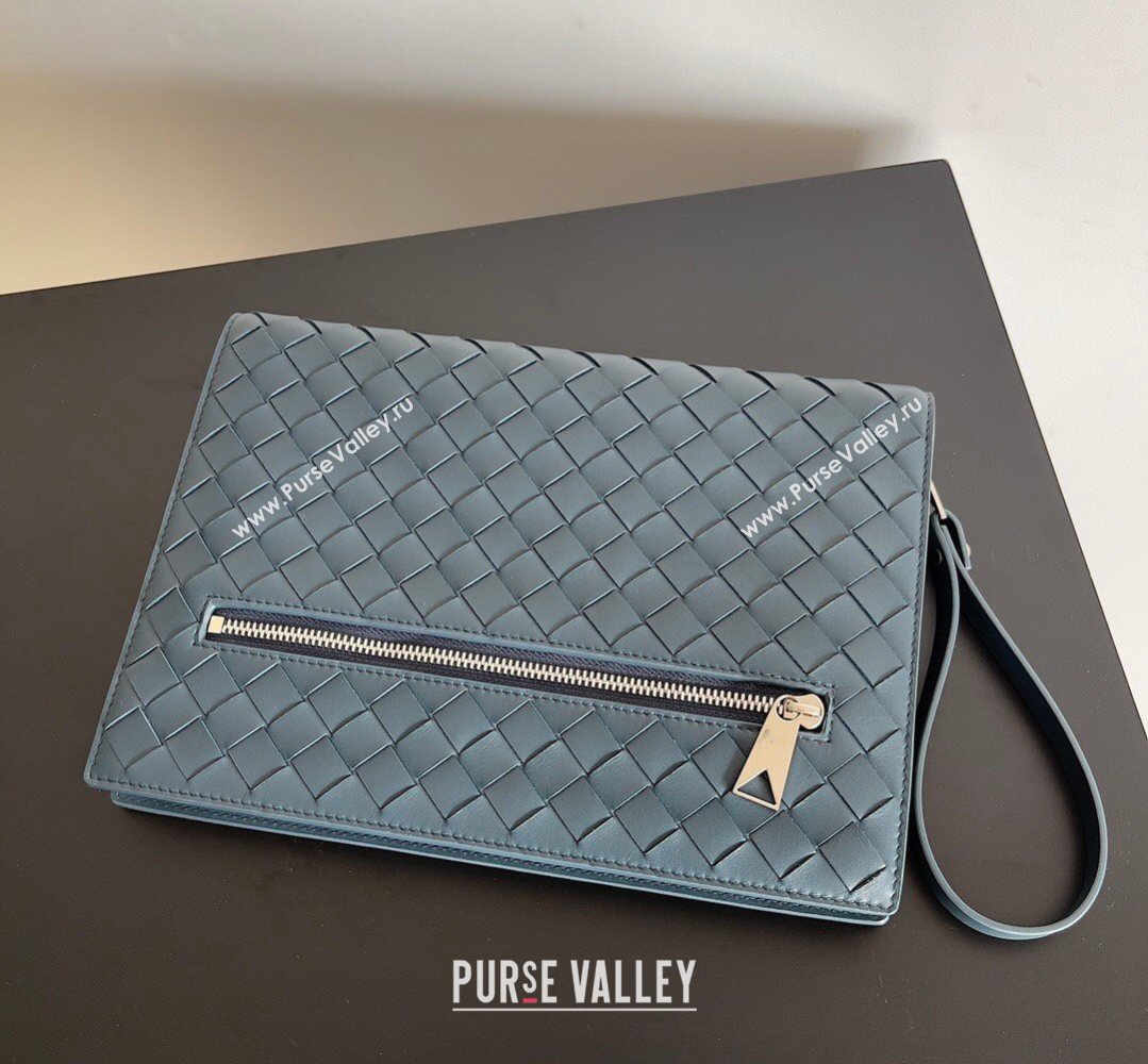 Bottega Veneta Mens Small Intrecciato Leather Document Case With Wristlet Blue 2026 693675 (YX-260402095)