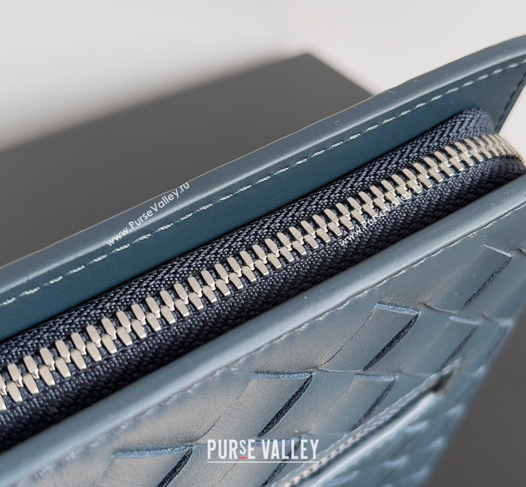 Bottega Veneta Mens Small Intrecciato Leather Document Case With Wristlet Blue 2026 693675 (YX-260402095)