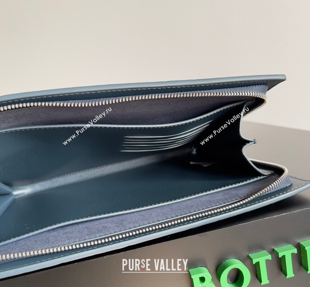 Bottega Veneta Mens Small Intrecciato Leather Document Case With Wristlet Blue 2026 693675 (YX-260402095)