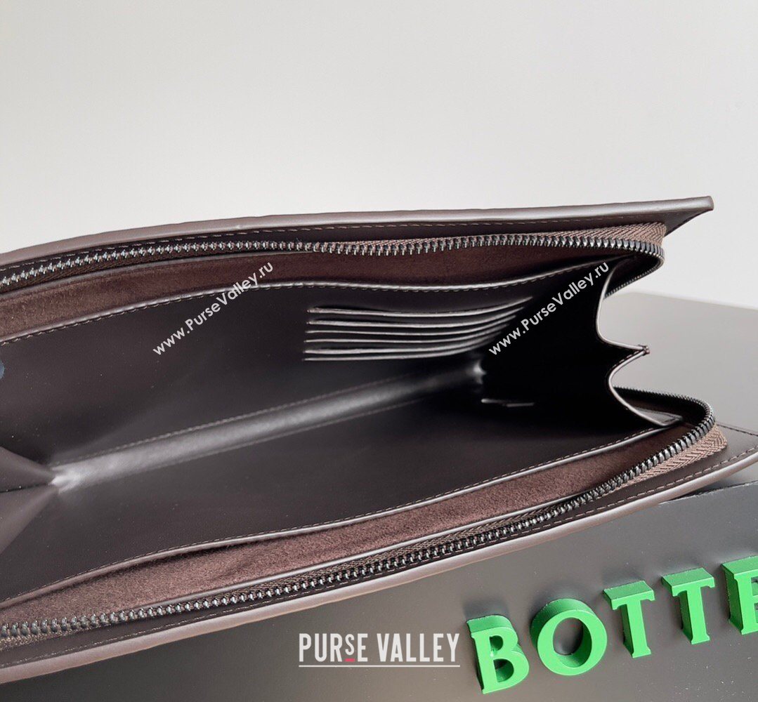 Bottega Veneta Mens Small Intrecciato Leather Document Case With Wristlet Fondant Brown 2026 693675 (YX-260402096)