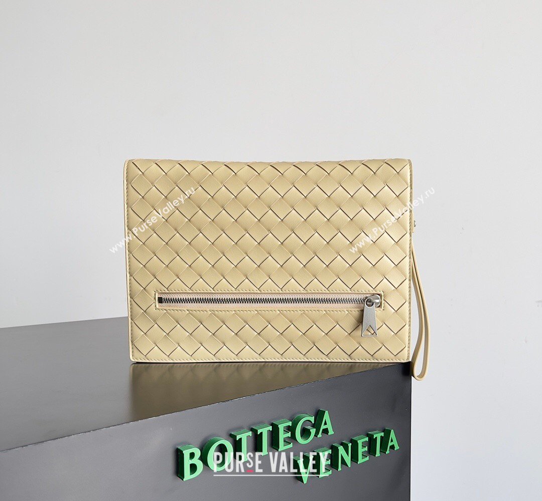 Bottega Veneta Mens Small Intrecciato Leather Document Case With Wristlet Porridge 2026 693675 (YX-260402097)