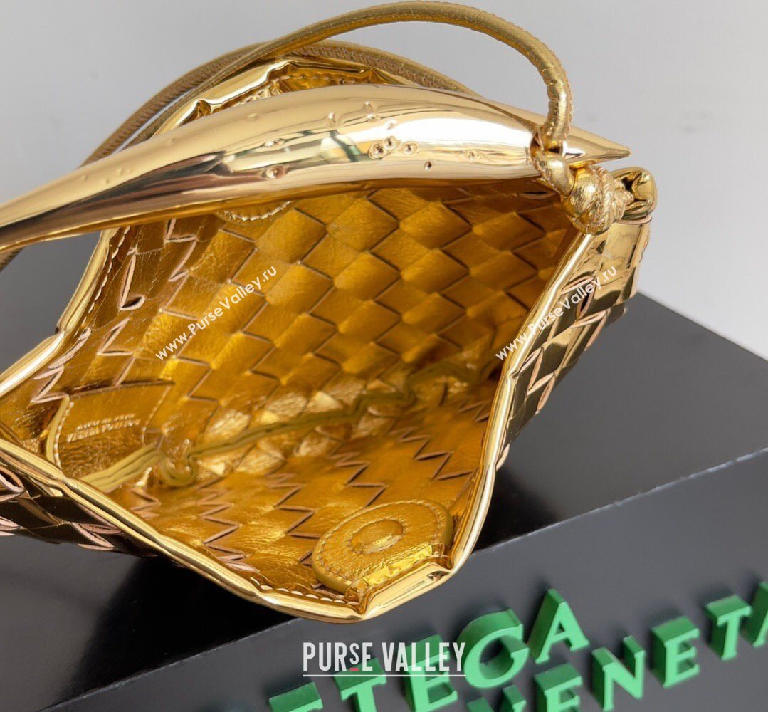Bottega Veneta Mini Sardine Bag in Intrecciato Leather Shiny Gold 2026 744267 (YX-260402006)