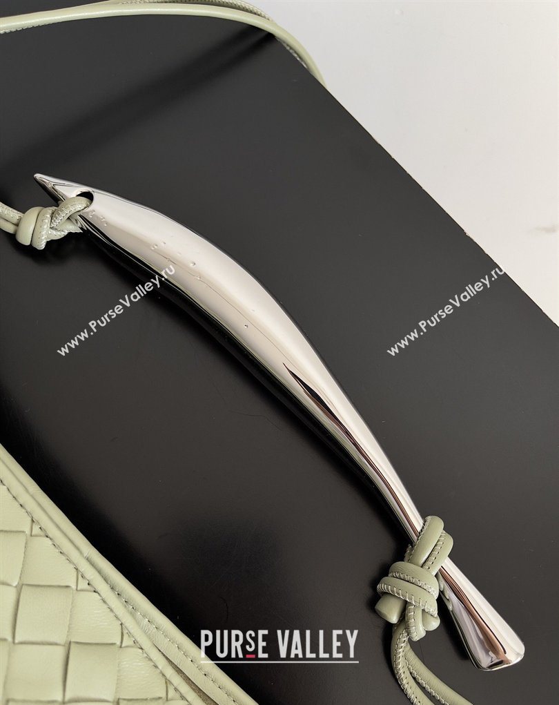 Bottega Veneta Mens Sardine Hobo Bag in Intrecciato Leather Green 2026 BV040202 (YX-260402046)