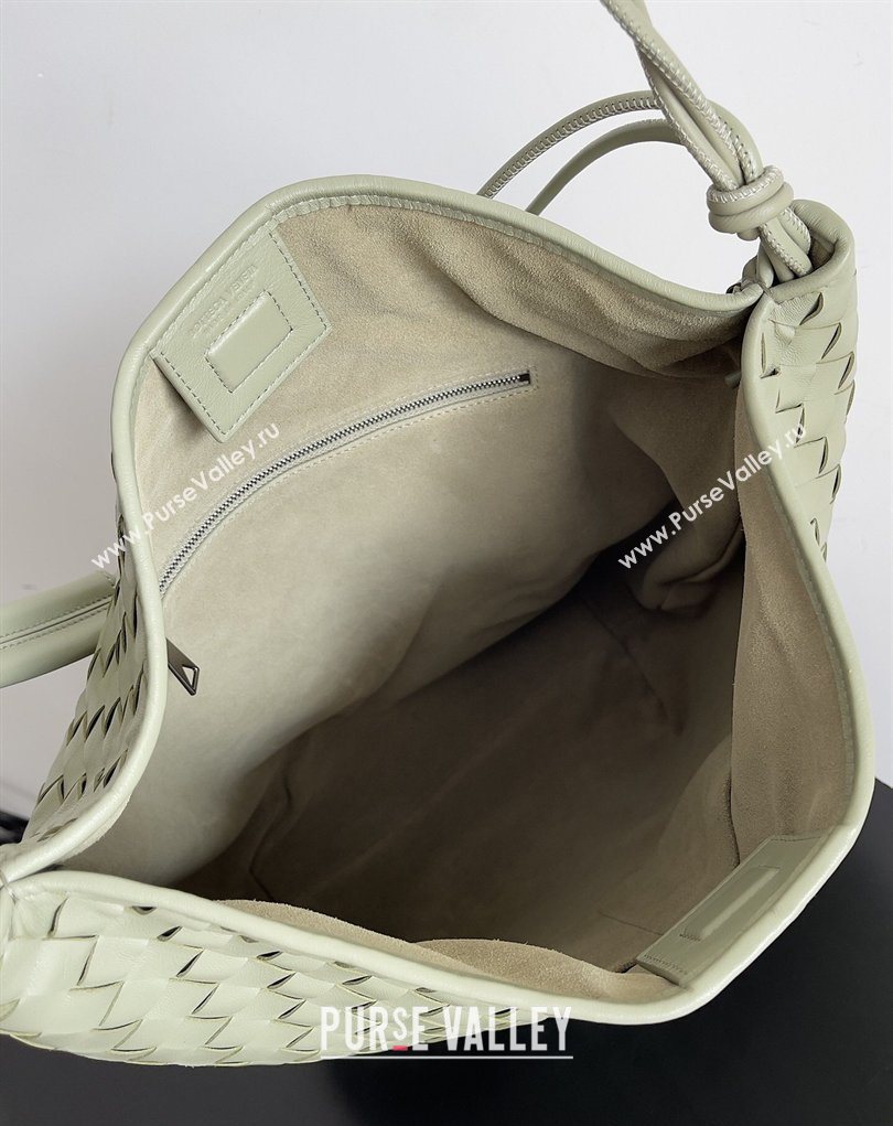 Bottega Veneta Mens Sardine Hobo Bag in Intrecciato Leather Green 2026 BV040202 (YX-260402046)