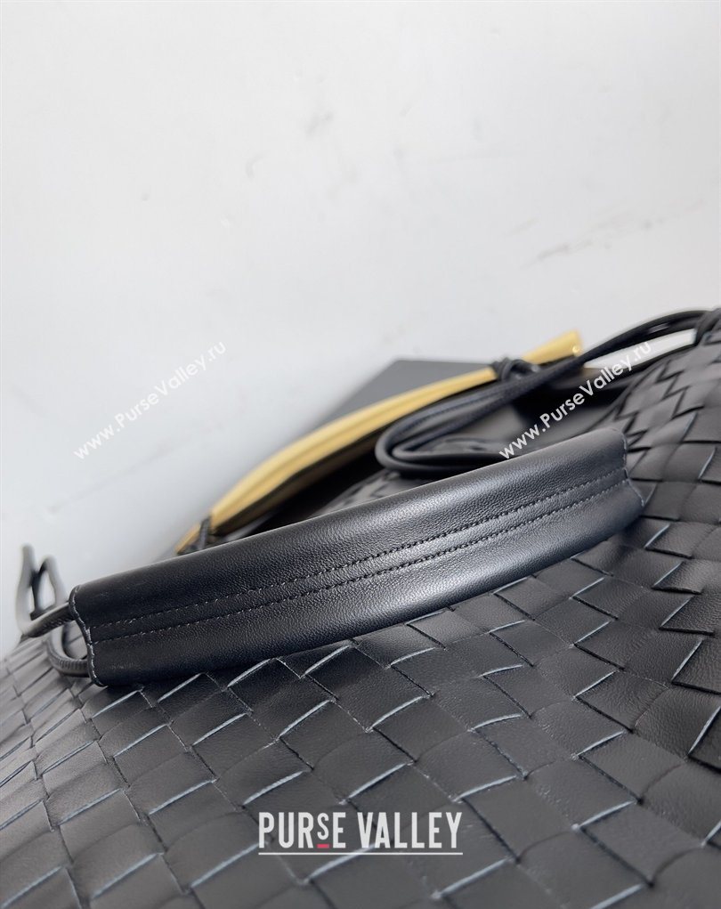 Bottega Veneta Mens Sardine Hobo Bag in Intrecciato Leather Black 2026 BV040202 (YX-260402047)