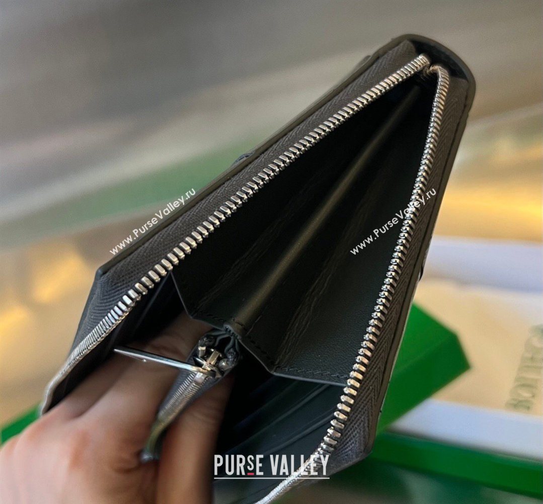 Bottega Veneta Mens Cassette Zip Around Wallet in Intreccio Leather 814649 Dark Moss 2026 (YX-260402058)