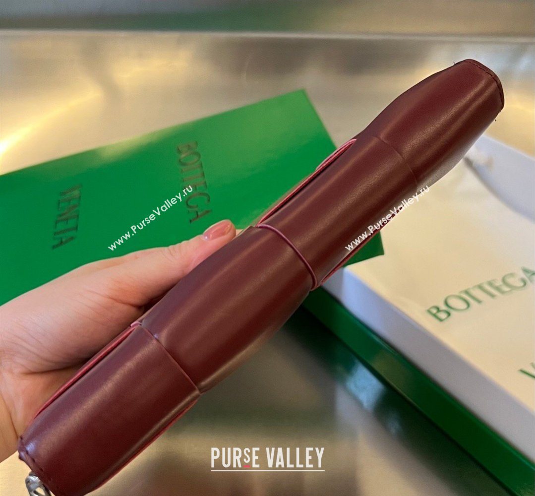 Bottega Veneta Mens Cassette Zip Around Wallet in Intreccio Leather 814649 Burgundy 2026 (YX-260402061)