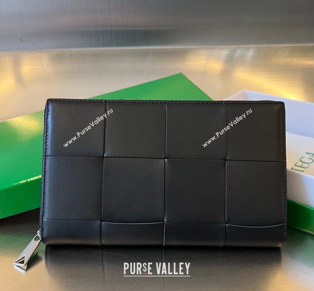 Bottega Veneta Mens Cassette Zip Around Wallet in Intreccio Leather 814649 Black 2026 (YX-260402062)