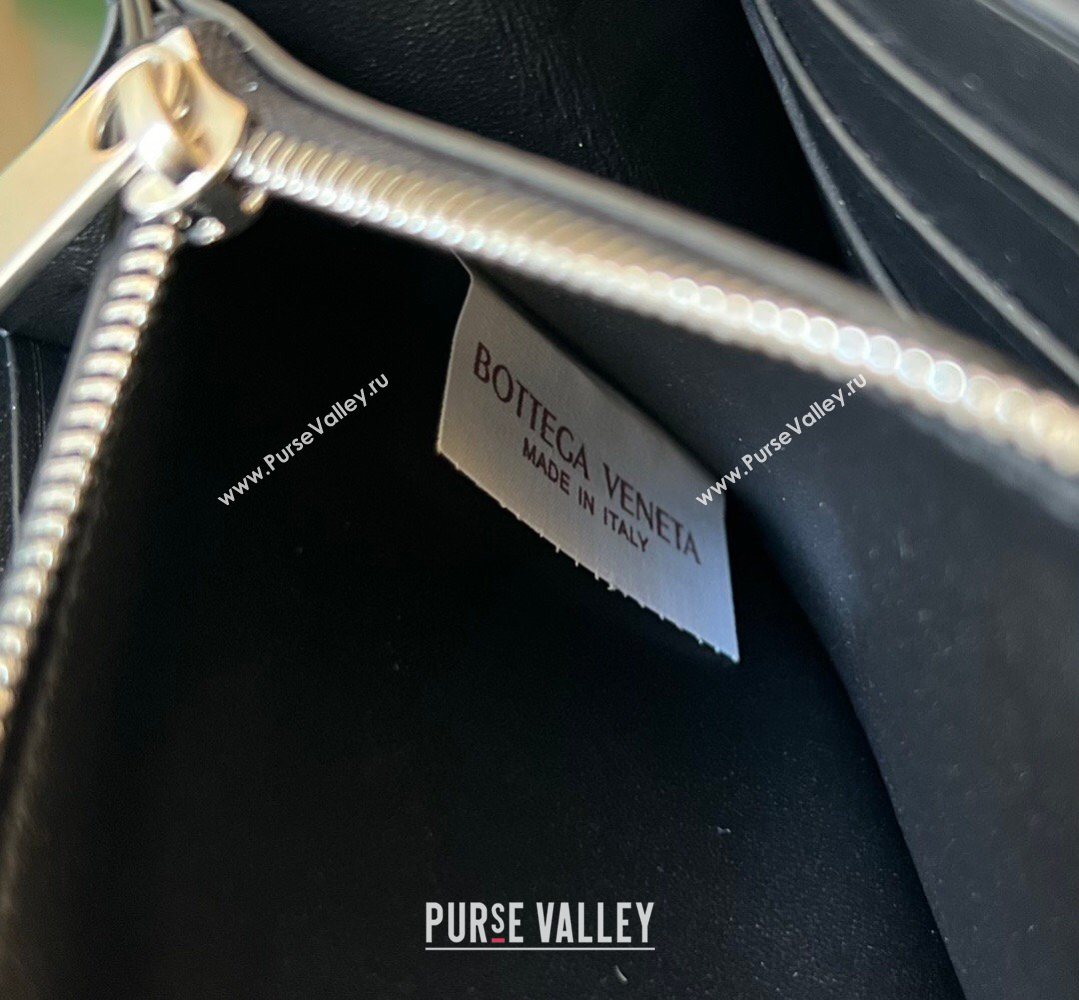 Bottega Veneta Mens Cassette Zip Around Wallet in Intreccio Leather 814649 Black 2026 (YX-260402062)