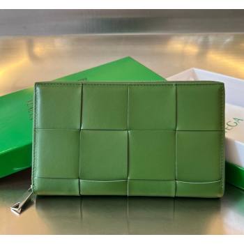 Bottega Veneta Mens Cassette Zip Around Wallet in Intreccio Leather 814649 Avocado Green 2026 (YX-260402063)