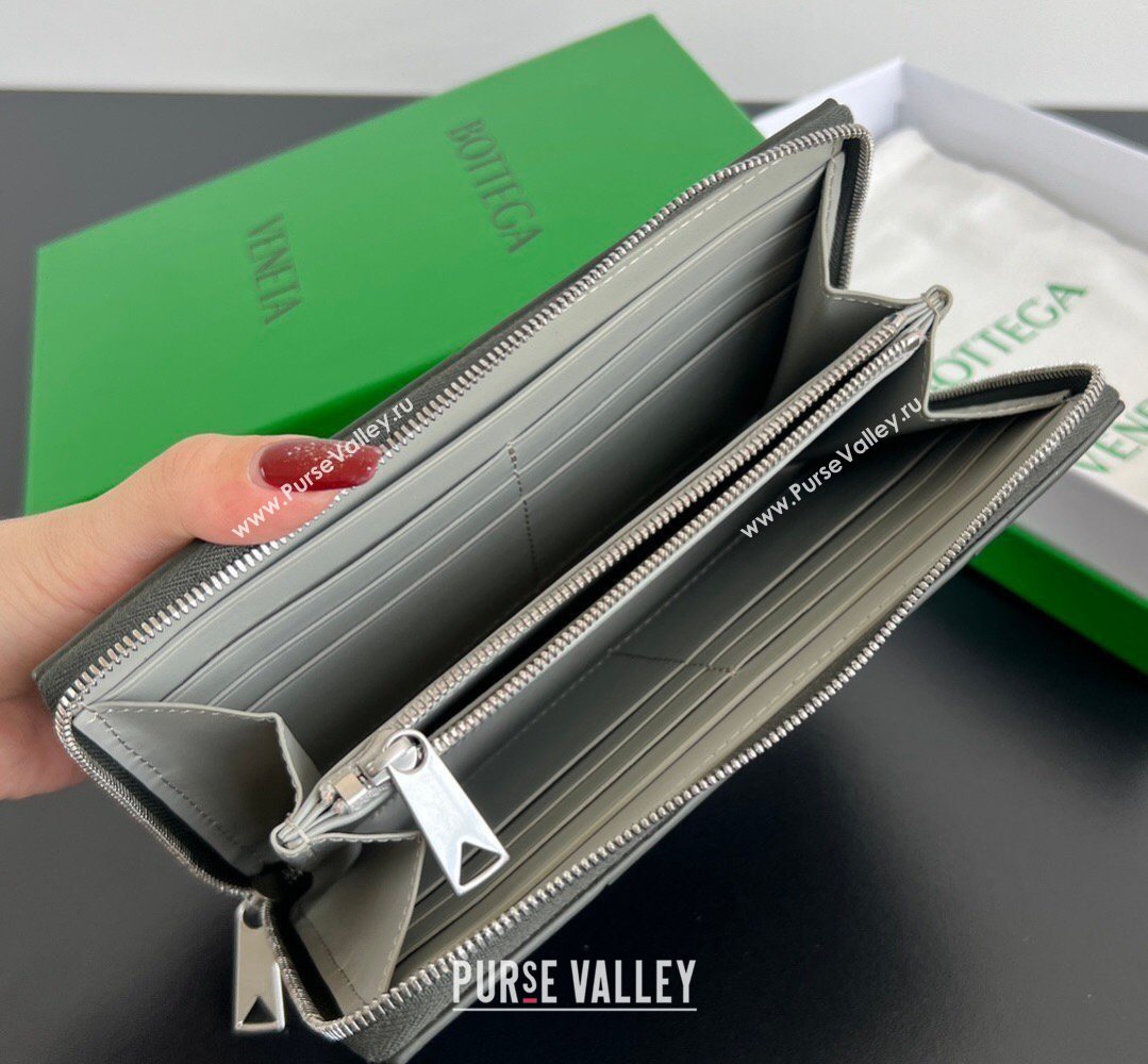 Bottega Veneta Mens Cassette Zip Around Wallet in Intreccio Leather 814649 Dark Green 2026 (YX-260402067)