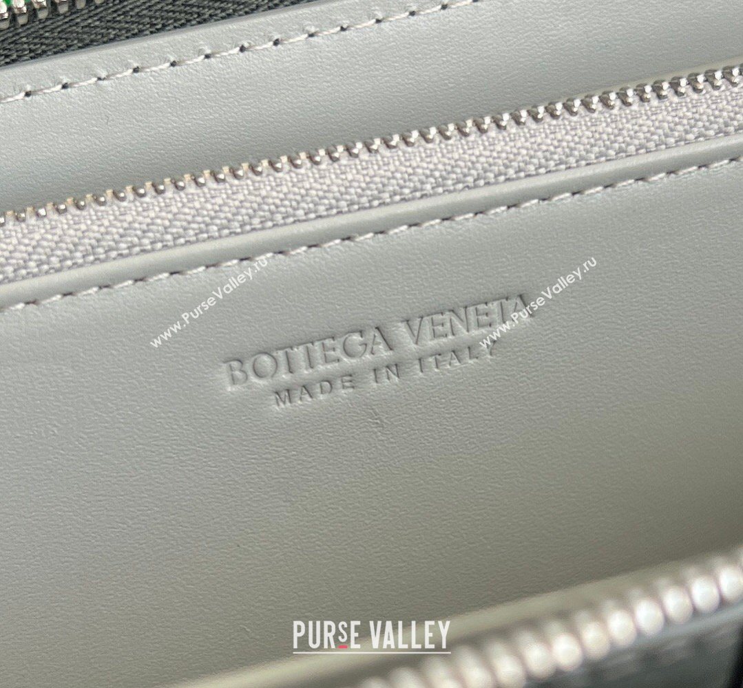 Bottega Veneta Mens Cassette Zip Around Wallet in Intreccio Leather 814649 Dark Green 2026 (YX-260402067)