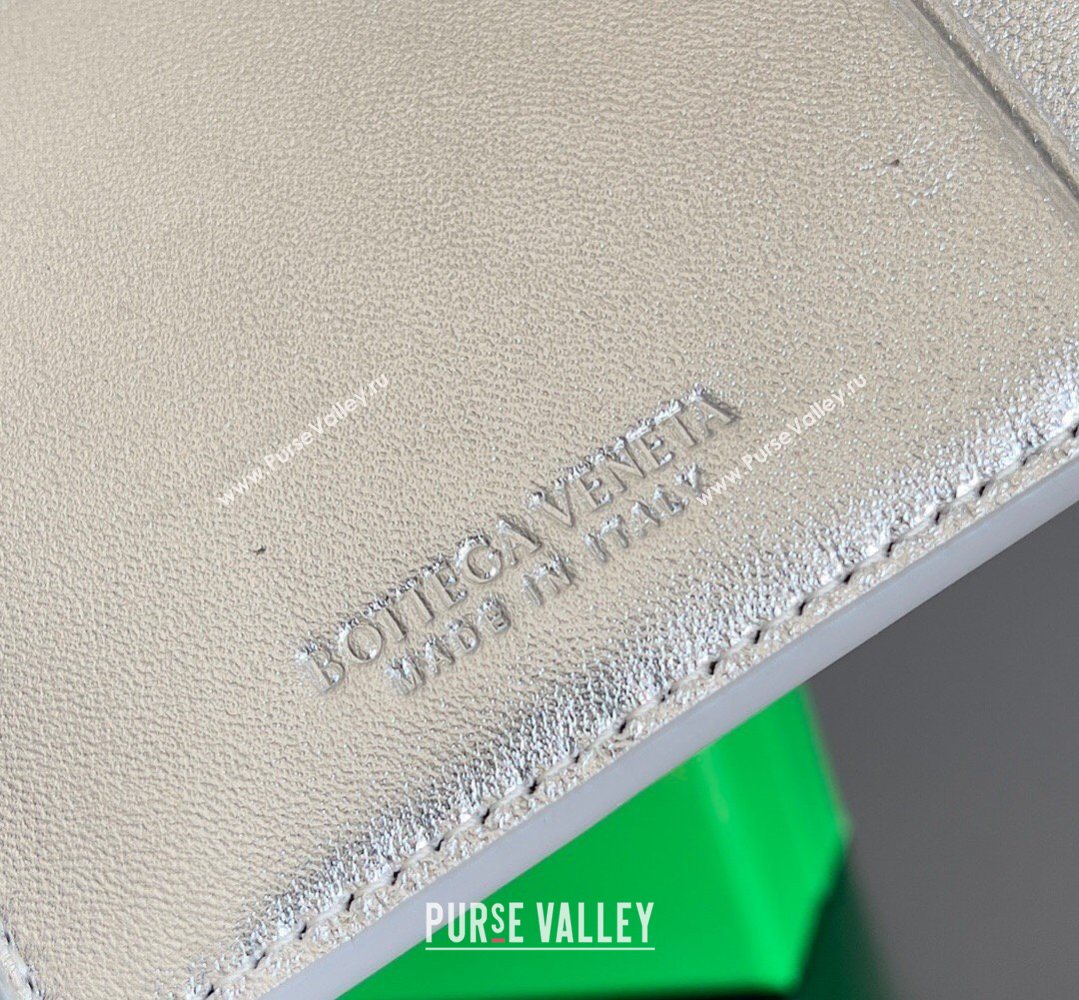 Bottega Veneta Cassette Credit Card Case in Intreccio Leather 742693 Silver 2026 (YX-260402051)