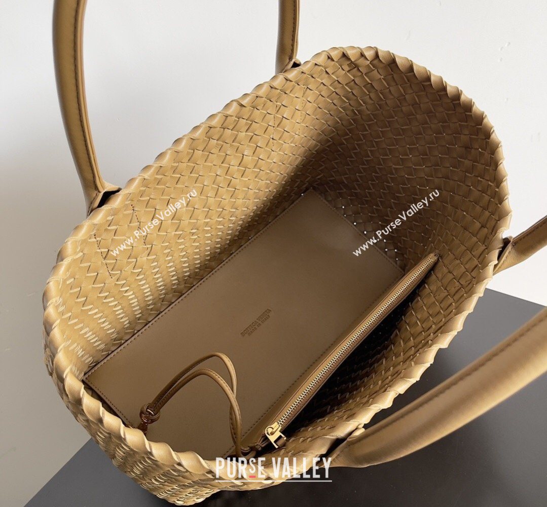 Bottega Veneta Medium Cabat Tote Bag 32cm in Intrecciato Leather Pale Brown 2026 BV040205 (XY-260402129)
