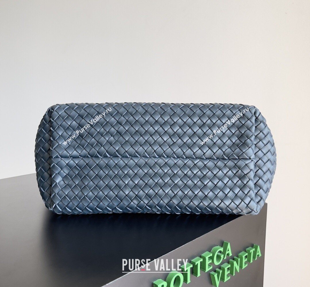 Bottega Veneta Medium Cabat Tote Bag 32cm in Intrecciato Leather Dark Brown 2026 BV040205 (XY-260402130)