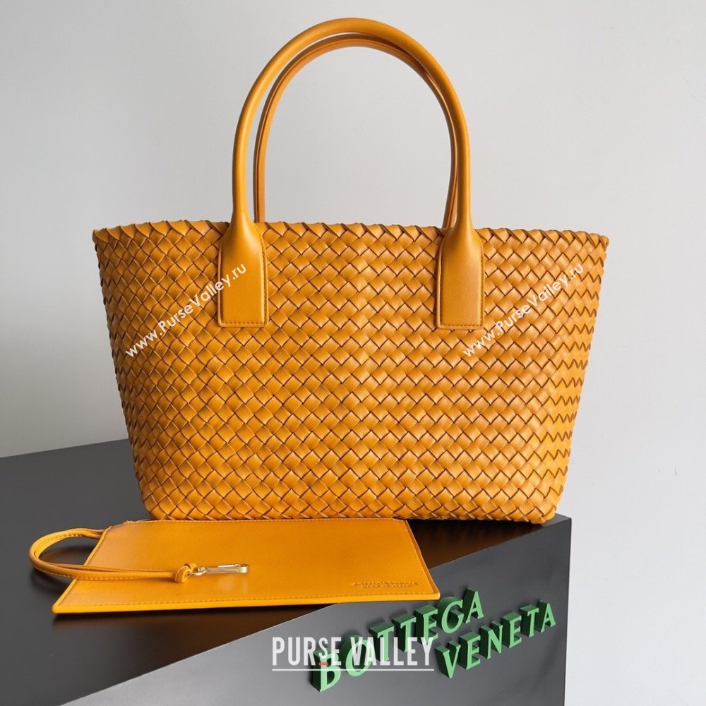 Bottega Veneta Medium Cabat Tote Bag 32cm in Intrecciato Leather Orange 2026 BV040205 (XY-260402133)