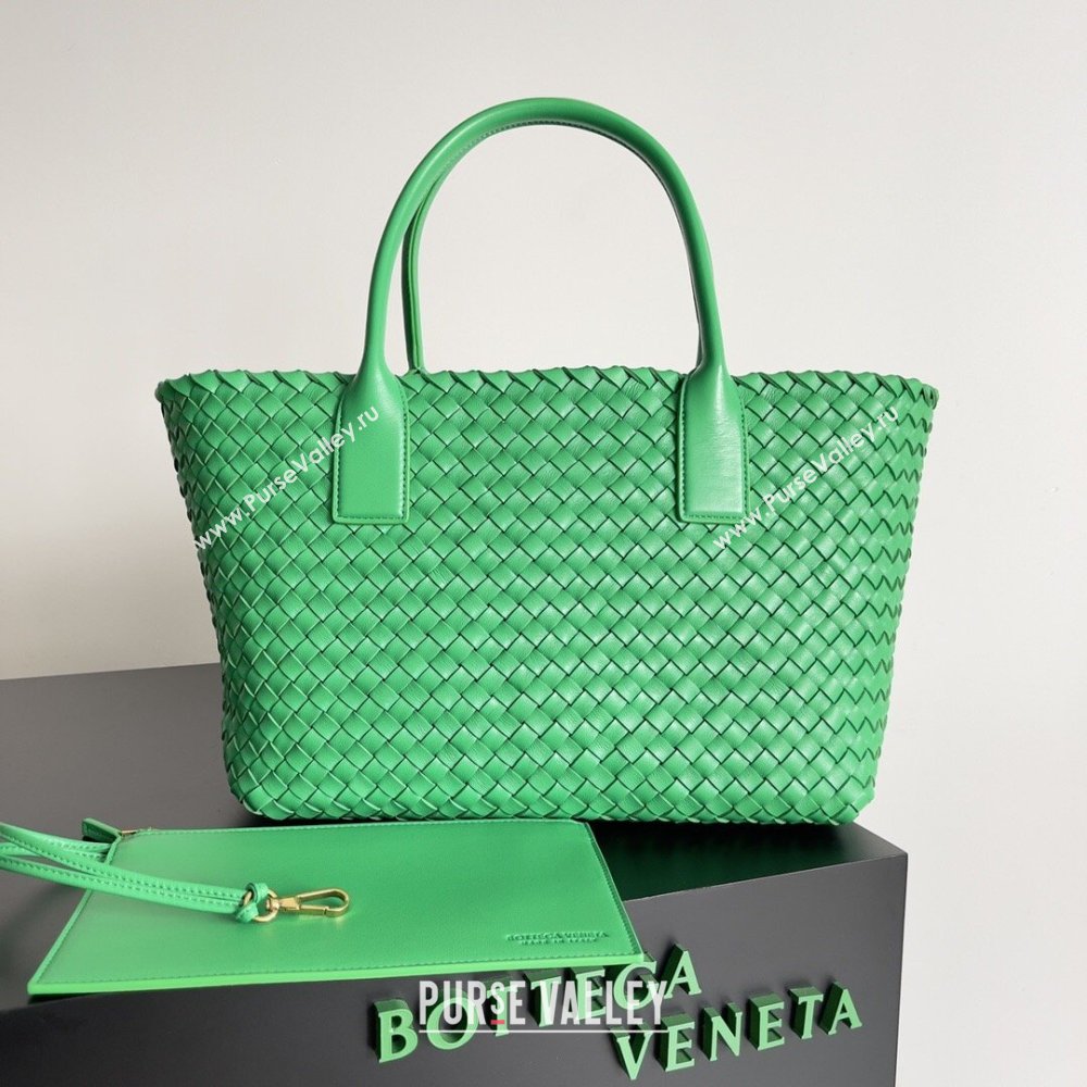 Bottega Veneta Medium Cabat Tote Bag 32cm in Intrecciato Leather Green2 2026 BV040205 (XY-260402134)