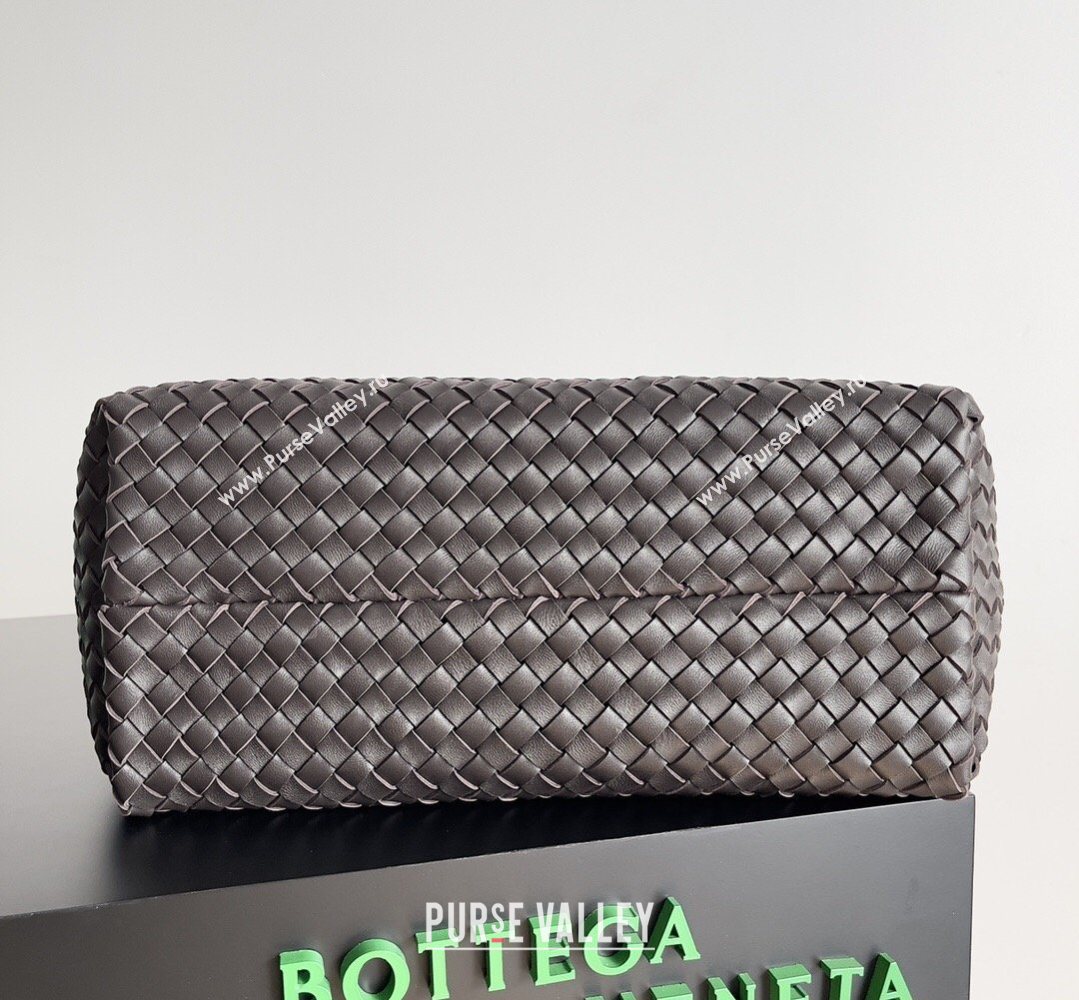 Bottega Veneta Medium Cabat Tote Bag 32cm in Intrecciato Leather Fondant Brown 2026 BV040205 (XY-260402136)