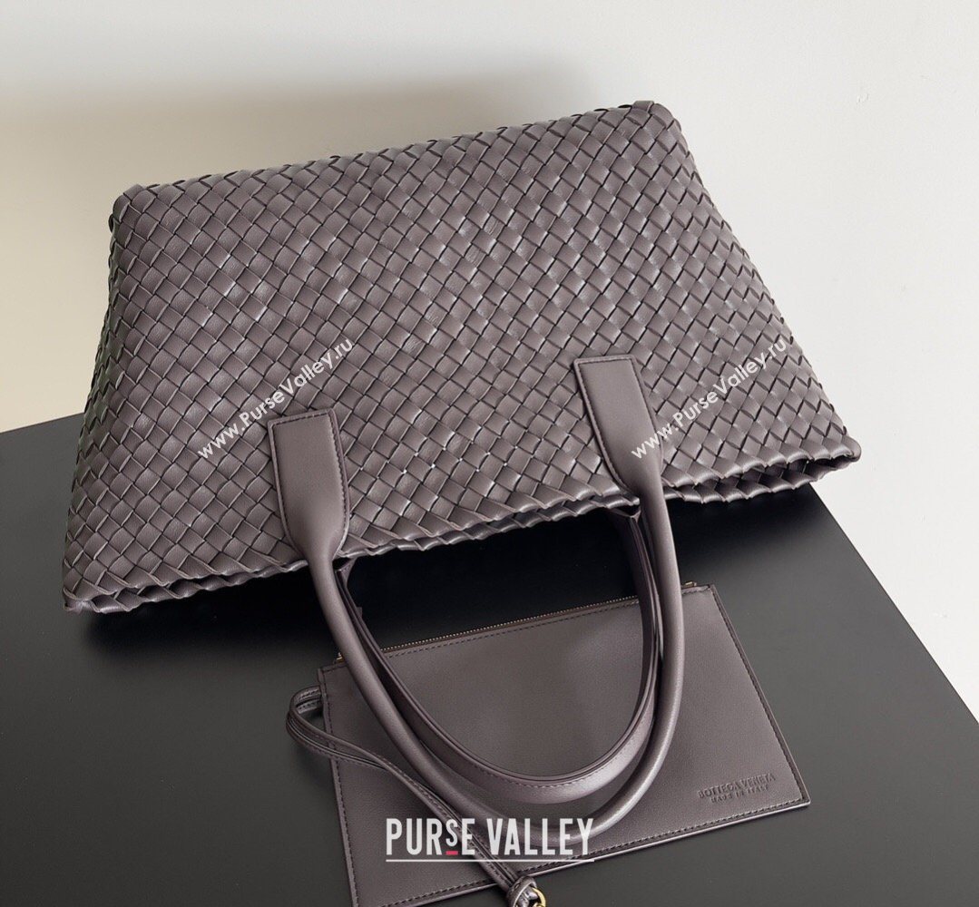 Bottega Veneta Medium Cabat Tote Bag 32cm in Intrecciato Leather Dark Brown 2026 BV040205 (XY-260402138)
