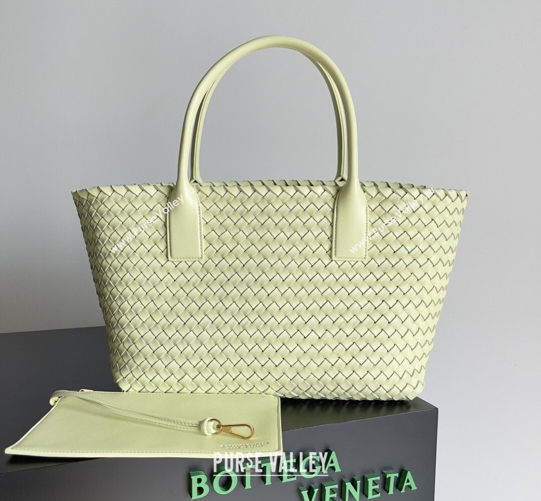 Bottega Veneta Medium Cabat Tote Bag 32cm in Intrecciato Leather Light Yellow 2026 BV040205 (YX-260402119)