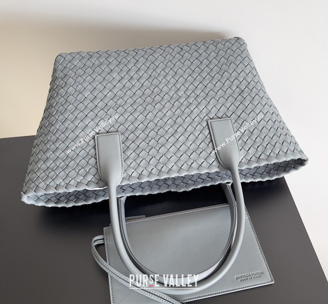 Bottega Veneta Medium Cabat Tote Bag 32cm in Intrecciato Leather Agate Grey 2026 BV040205 (YX-260402122)
