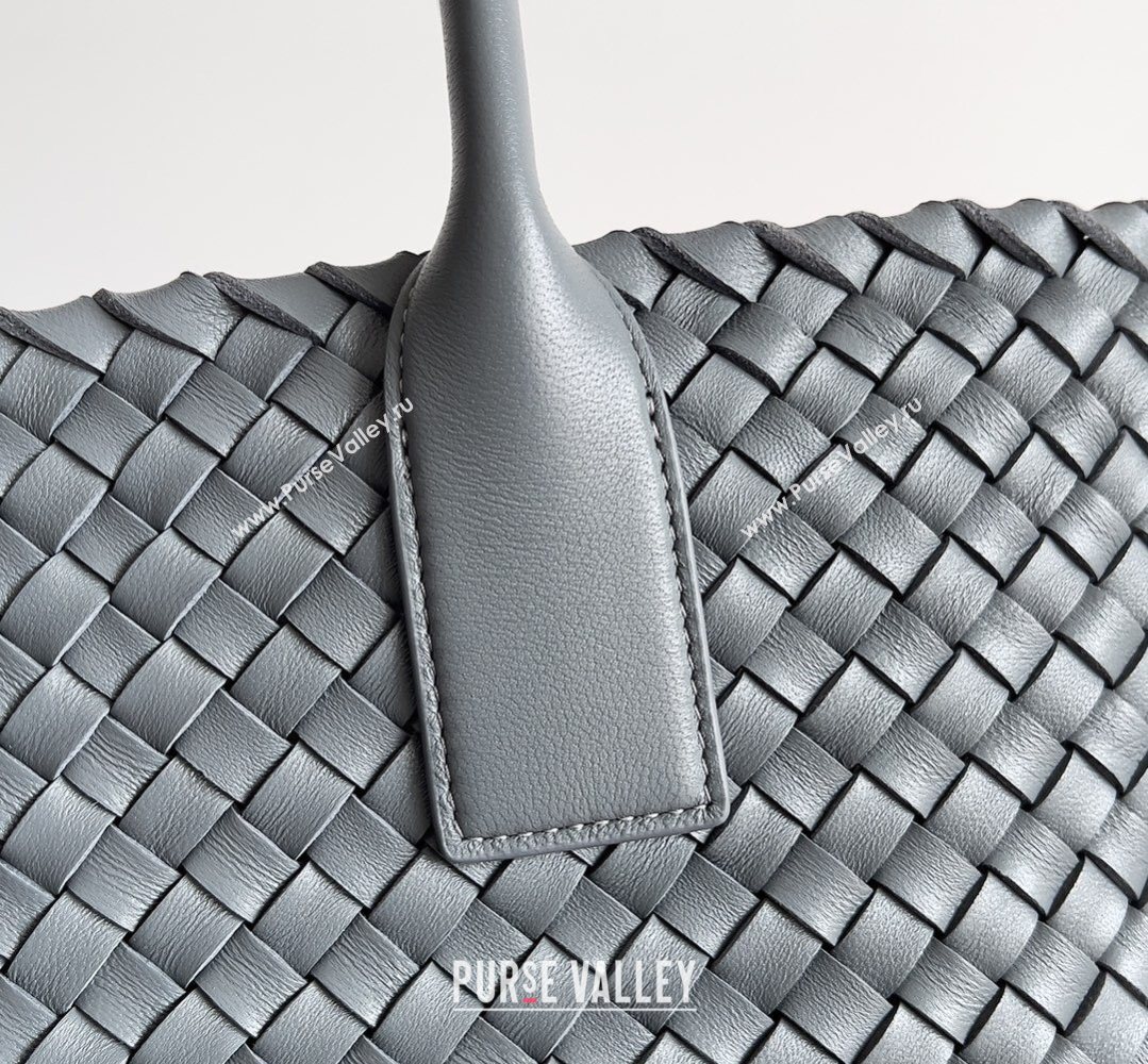 Bottega Veneta Medium Cabat Tote Bag 32cm in Intrecciato Leather Agate Grey 2026 BV040205 (YX-260402122)