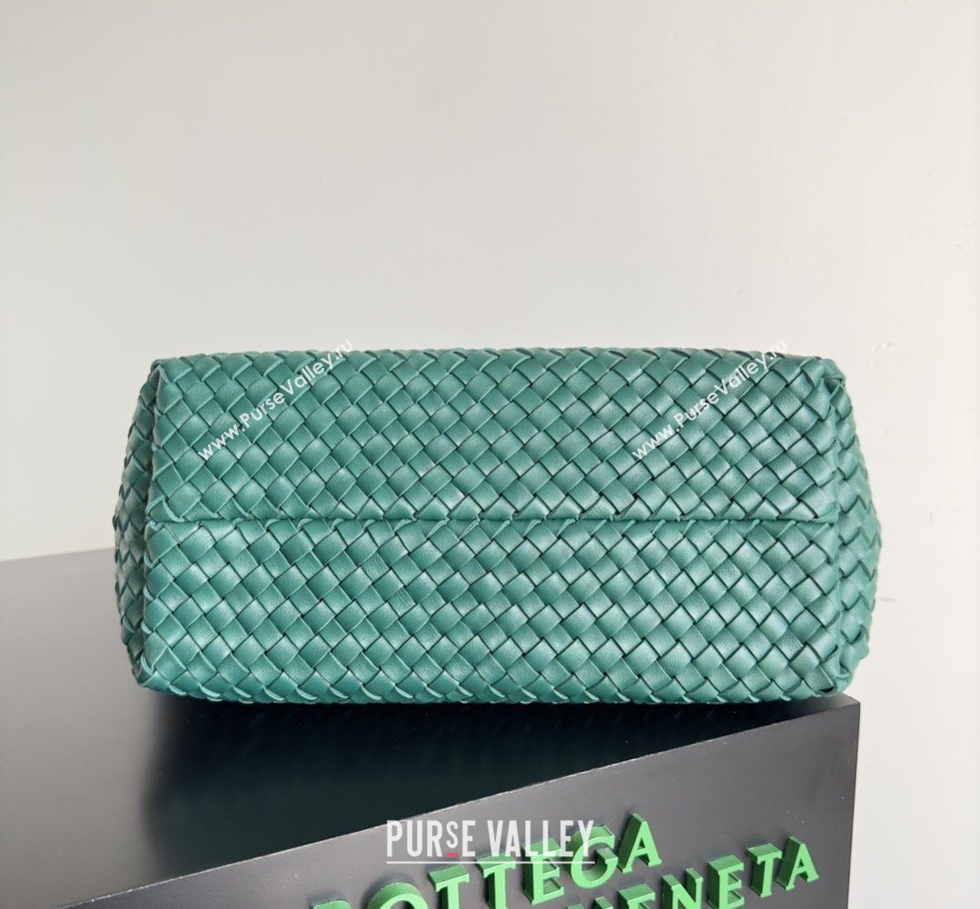 Bottega Veneta Medium Cabat Tote Bag 32cm in Intrecciato Leather Emerald Green 2026 BV040205 (YX-260402124)