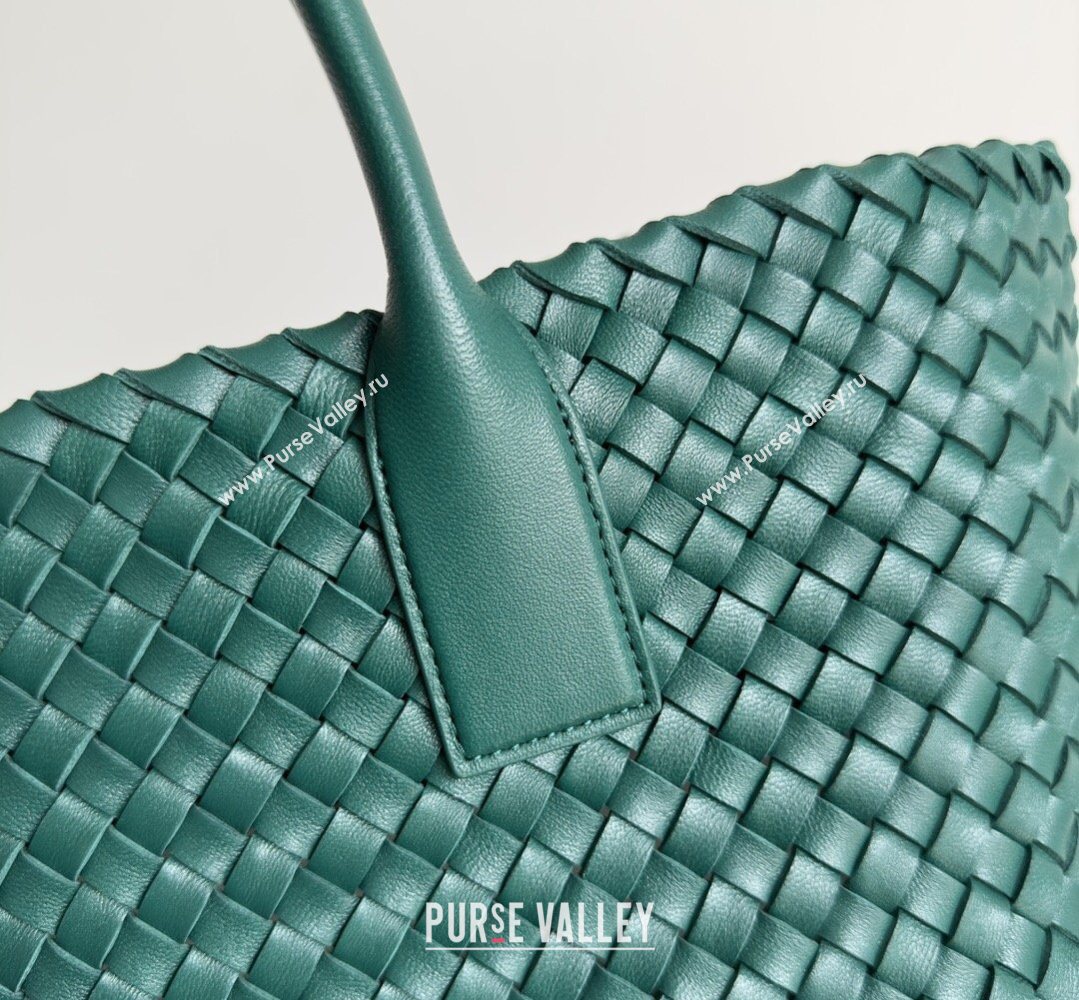 Bottega Veneta Medium Cabat Tote Bag 32cm in Intrecciato Leather Emerald Green 2026 BV040205 (YX-260402124)