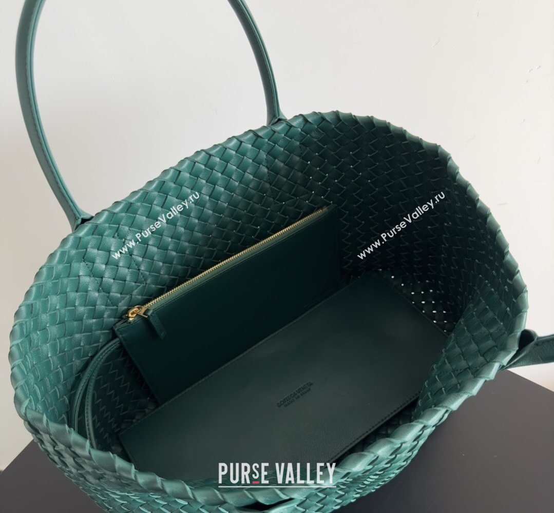 Bottega Veneta Medium Cabat Tote Bag 32cm in Intrecciato Leather Emerald Green 2026 BV040205 (YX-260402124)