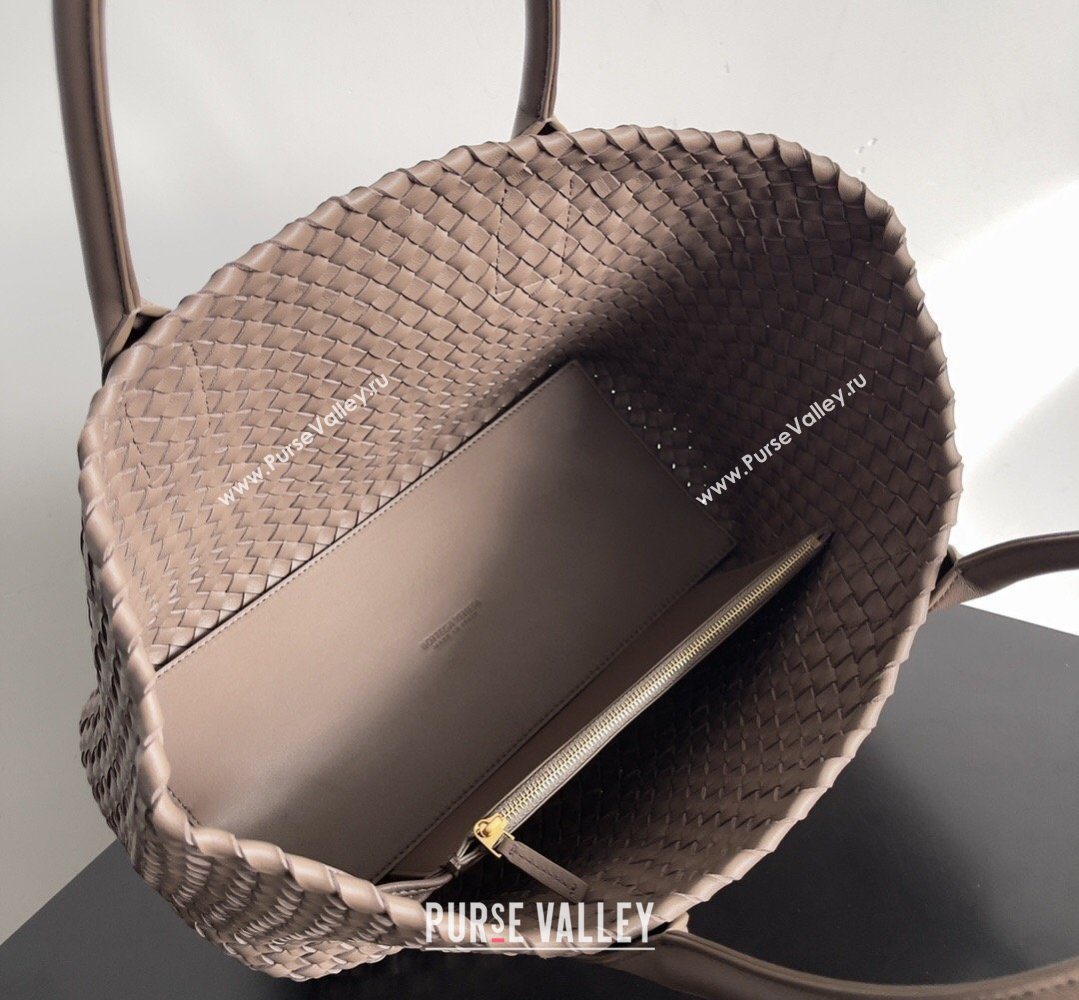 Bottega Veneta Medium Cabat Tote Bag 32cm in Intrecciato Leather Khaki 2026 BV040205 (YX-260402117)