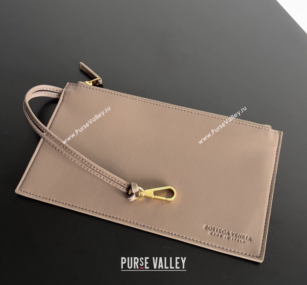 Bottega Veneta Medium Cabat Tote Bag 32cm in Intrecciato Leather Khaki 2026 BV040205 (YX-260402117)