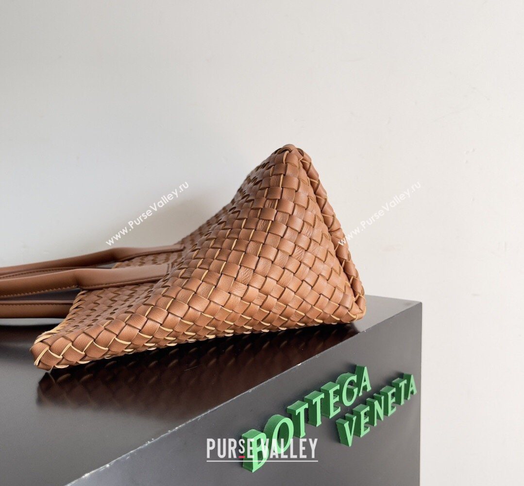 Bottega Veneta Medium Cabat Tote Bag 32cm in Intrecciato Leather Gold Brown 2026 BV040205 (XY-260402127)