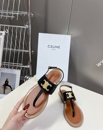 Celine Lympia Triomphe Thong Flat Sandals in Calfskin Black 2024 (MD-240531168)