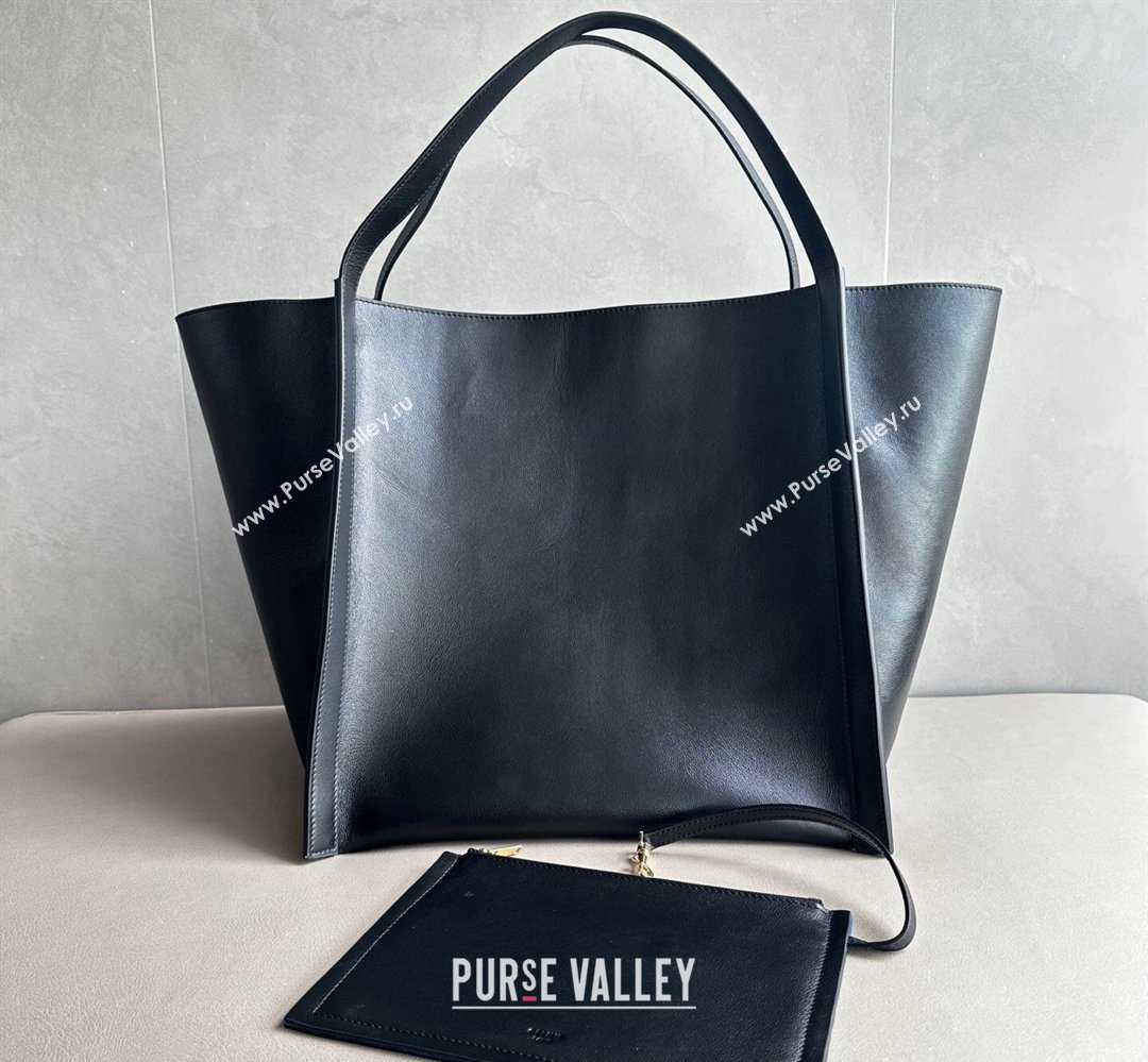 Celine Medium Cube Tote bag in Supple Calfskin Leather Black 2026 123422 (BL-260411046)