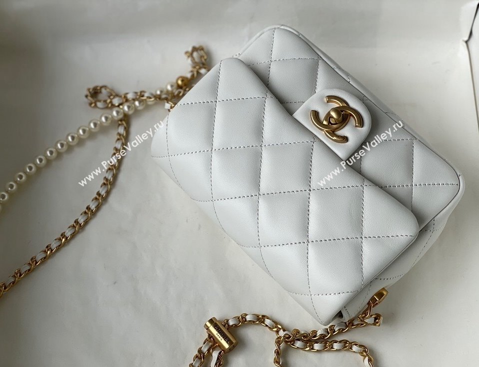 Chanel Lambskin Mini Flap Bag AS2855 White 2021 (SM-21123025)