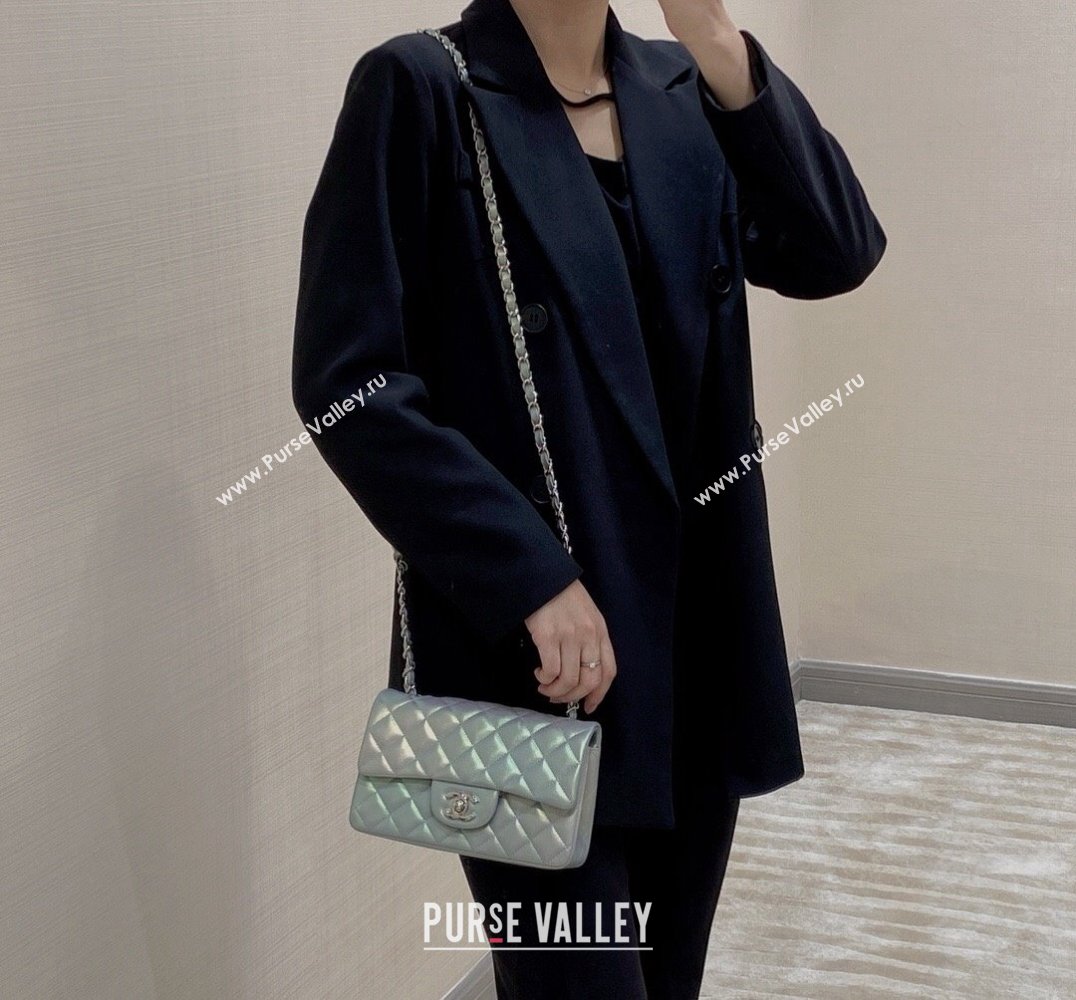 Chanel Iridescent Lambskin Classic Mini Flap Bag A69900 Pink 2021 31 (SM-21123031)