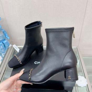 Chanel Lambskin Grosgrain Heel Ankle Boots 5cm with Chain Black 2023 CH09043 (MD-230904047)