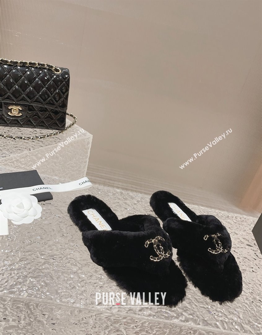 Chanel Shearling Wool Flat Thong Slide Sandals with Chain Black 203 CH091109 (MD-23091133)