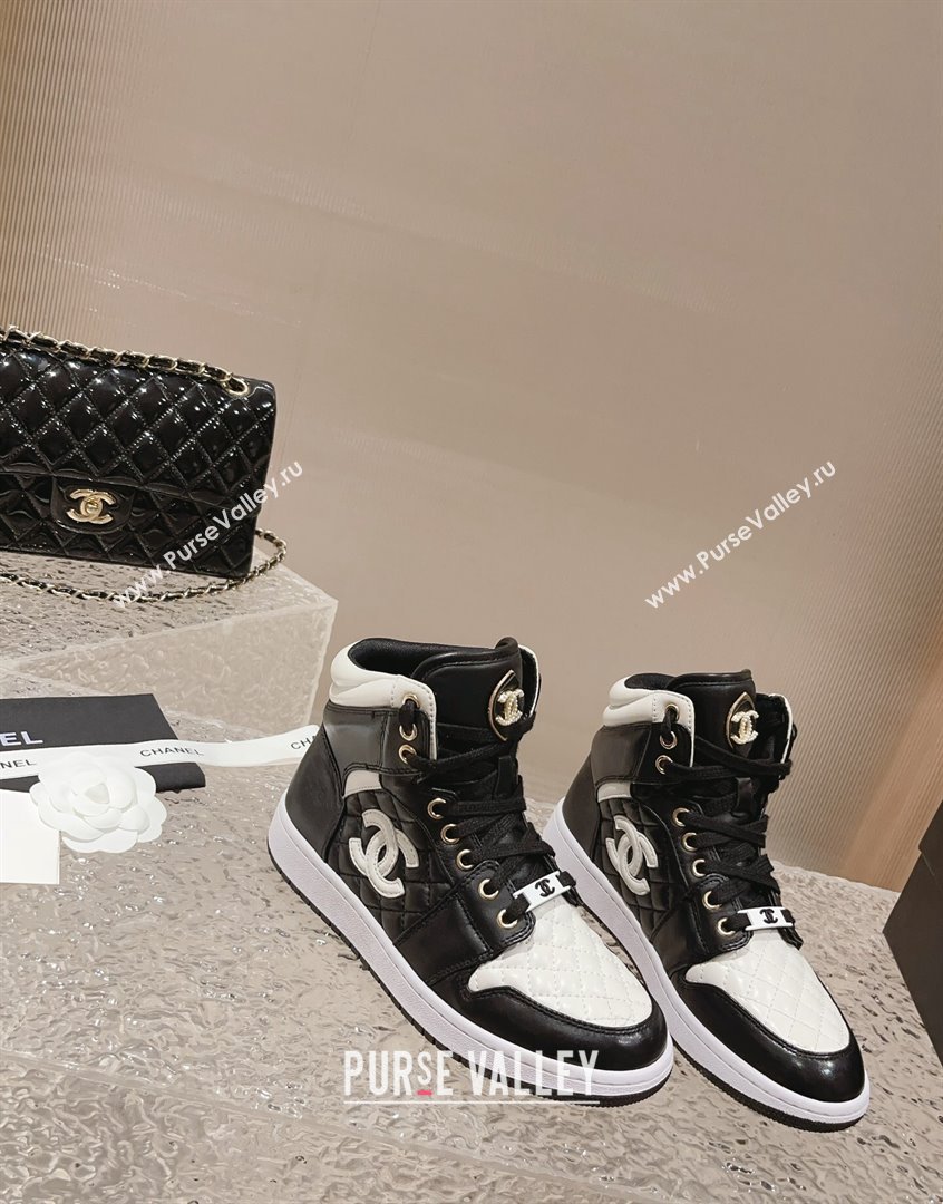 Chanel Quilted Calfskin High-top Sneakers with Pearls CC White2/Black 2023 CH091110 (MD-23091138)