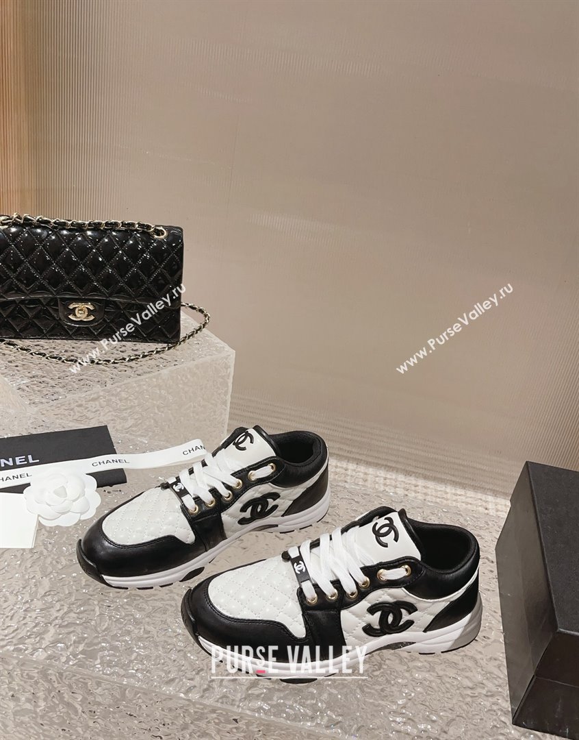 Chanel Quilted Calfskin Low-top Sneakers with CC White1/Black 2023 CH091110 (MD-23091139)