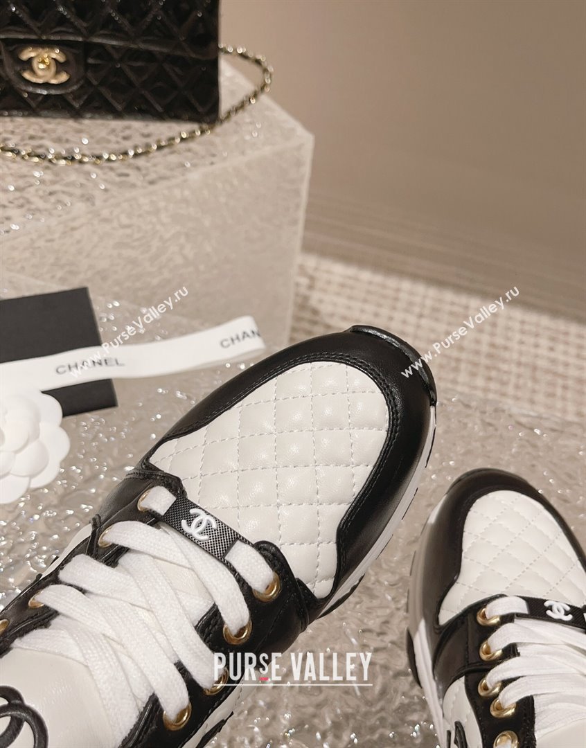 Chanel Quilted Calfskin Low-top Sneakers with CC White1/Black 2023 CH091110 (MD-23091139)