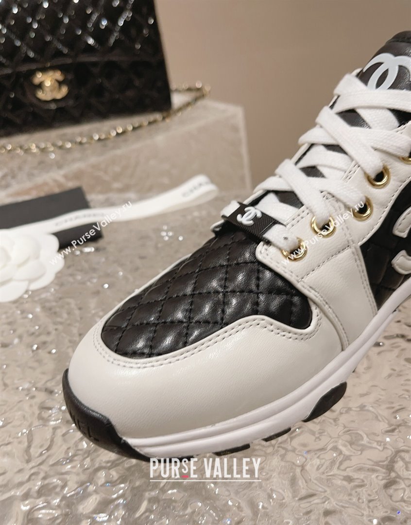 Chanel Quilted Calfskin Low-top Sneakers with CC White2/Black 2023 CH091110 (MD-23091140)