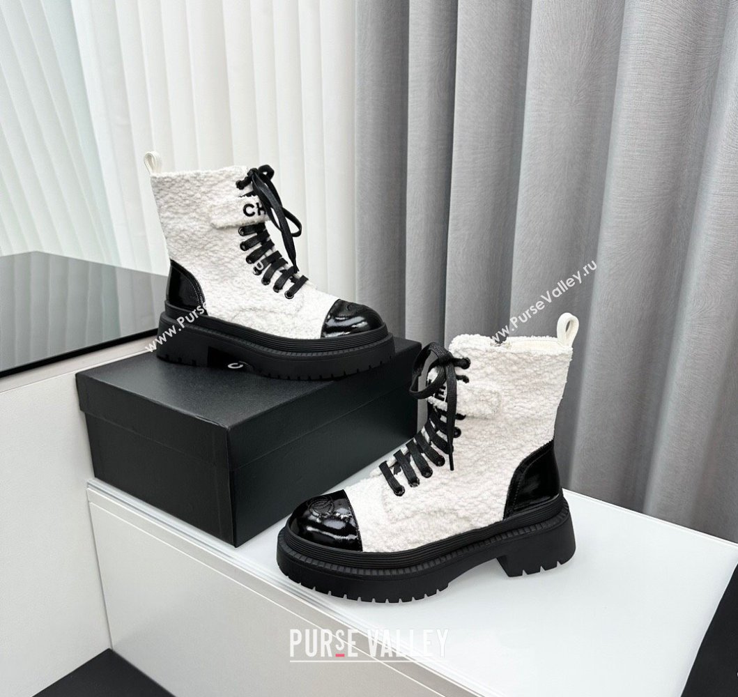 Chanel Tweed Ankle Boots with Strap White 2023 CH091101 (MD-23091103)