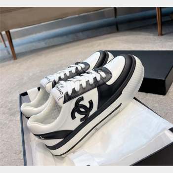 Chanel Calfskin CC Sneakers White/Black 2023 CH101110 (SS-231011055)